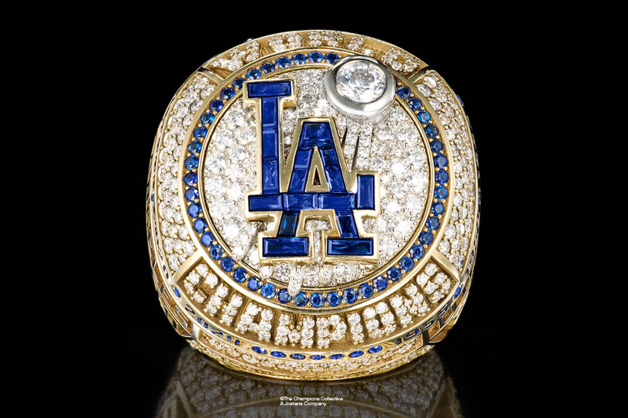 Dodgers received 2025 World Series rings. What do they look like